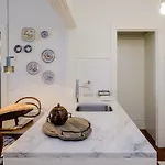 Boutique Rentals-flores Plaza In Historical Center * بورتو