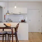 Boutique Rentals-flores Plaza In Historical Center *
