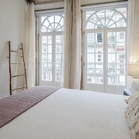 Boutique Rentals-flores Plaza In Historical Center *