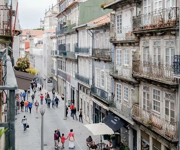 Boutique Rentals-flores Plaza In Historical Center Appartement Porto