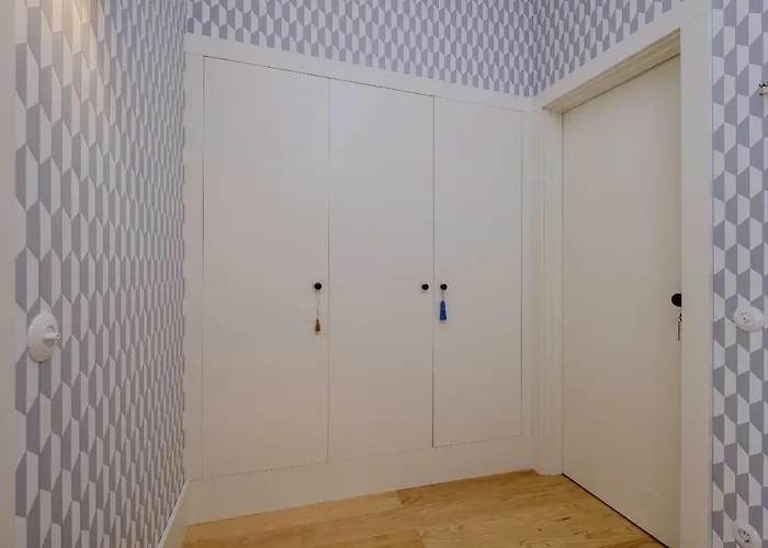 Boutique Rentals-flores Plaza In Historical Center Appartement Porto