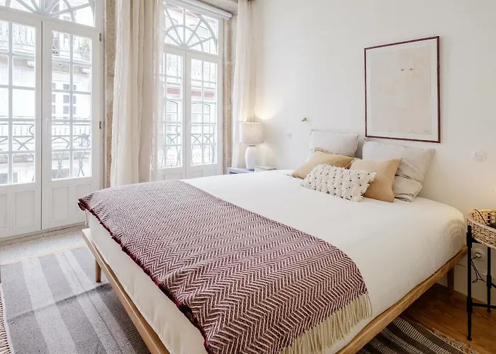 Boutique Rentals-flores Plaza In Historical Center *