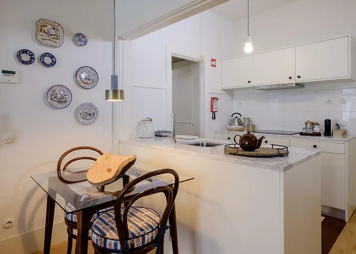 Boutique Rentals-flores Plaza In Historical Center Appartement Porto