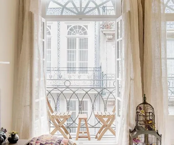 Boutique Rentals-flores Plaza In Historical Center